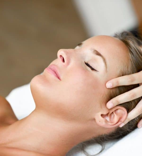 Massage cuir chevelu