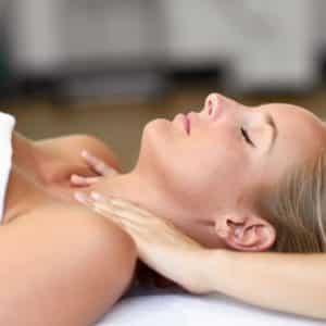 Massage drainage lymphatique corps